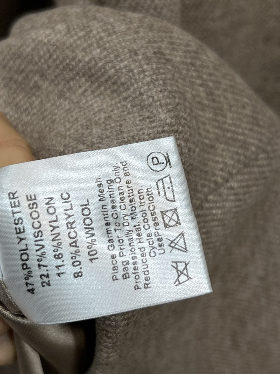 CE家 25秋冬新款 燕麦色羊毛套装 圆领长袖外套+高腰阔腿裤 金属纽扣点缀 复古又高级！外套修身剪裁 