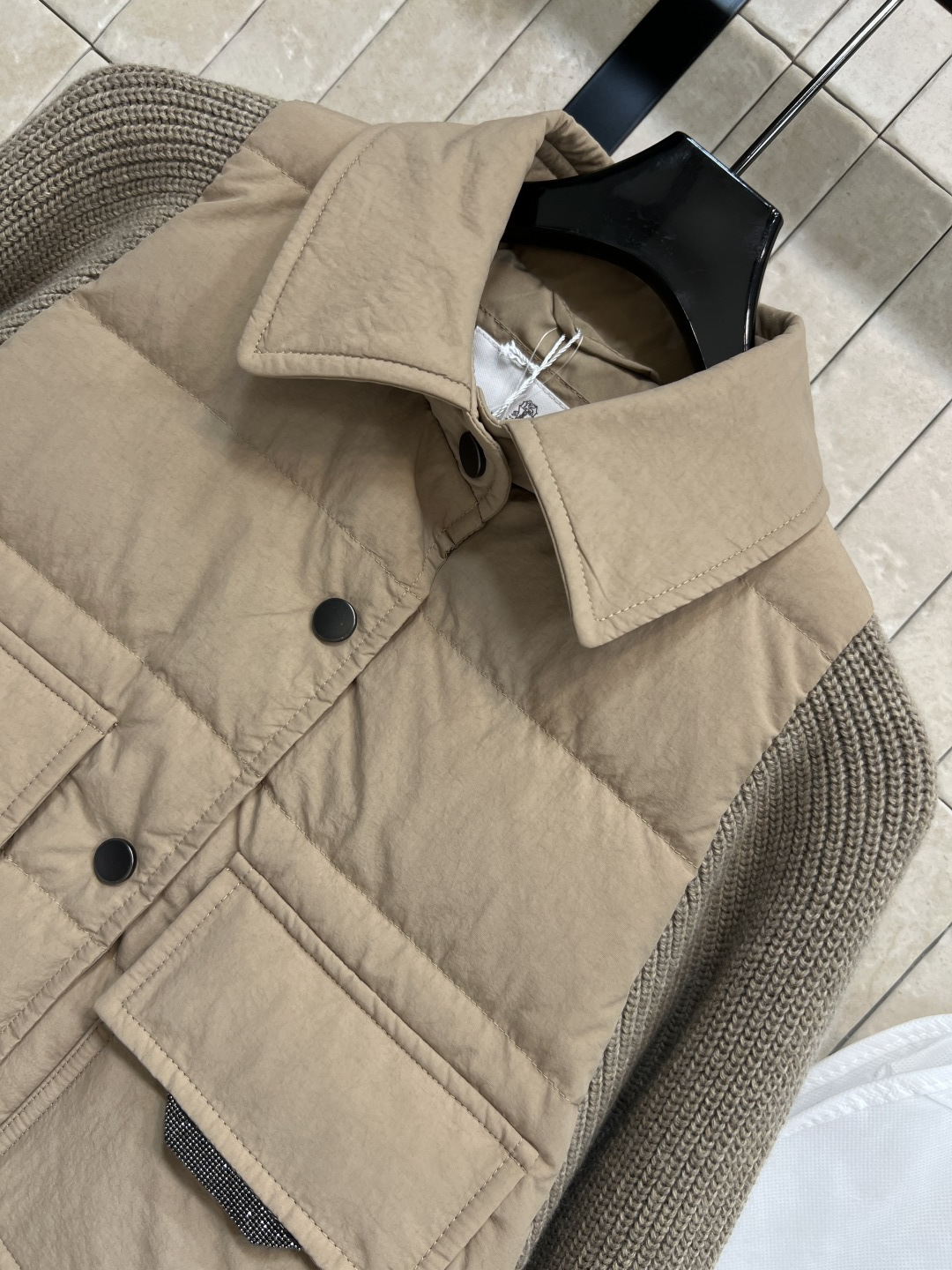 BRU家 25秋冬新款 长袖羊绒针织拼接羽绒服 气质宽松轻薄翻领羽绒服外套 主体国标90白鹅绒填充 袖子