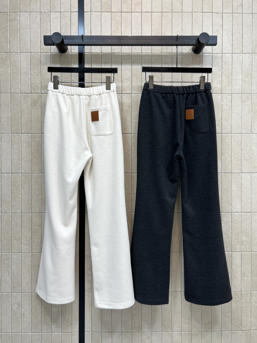 LW家 25秋冬新款 logo刺绣阔腿裤 面料垂感十足 有质感柔软亲肤 挺阔有型 时尚感满满 百搭洋气 