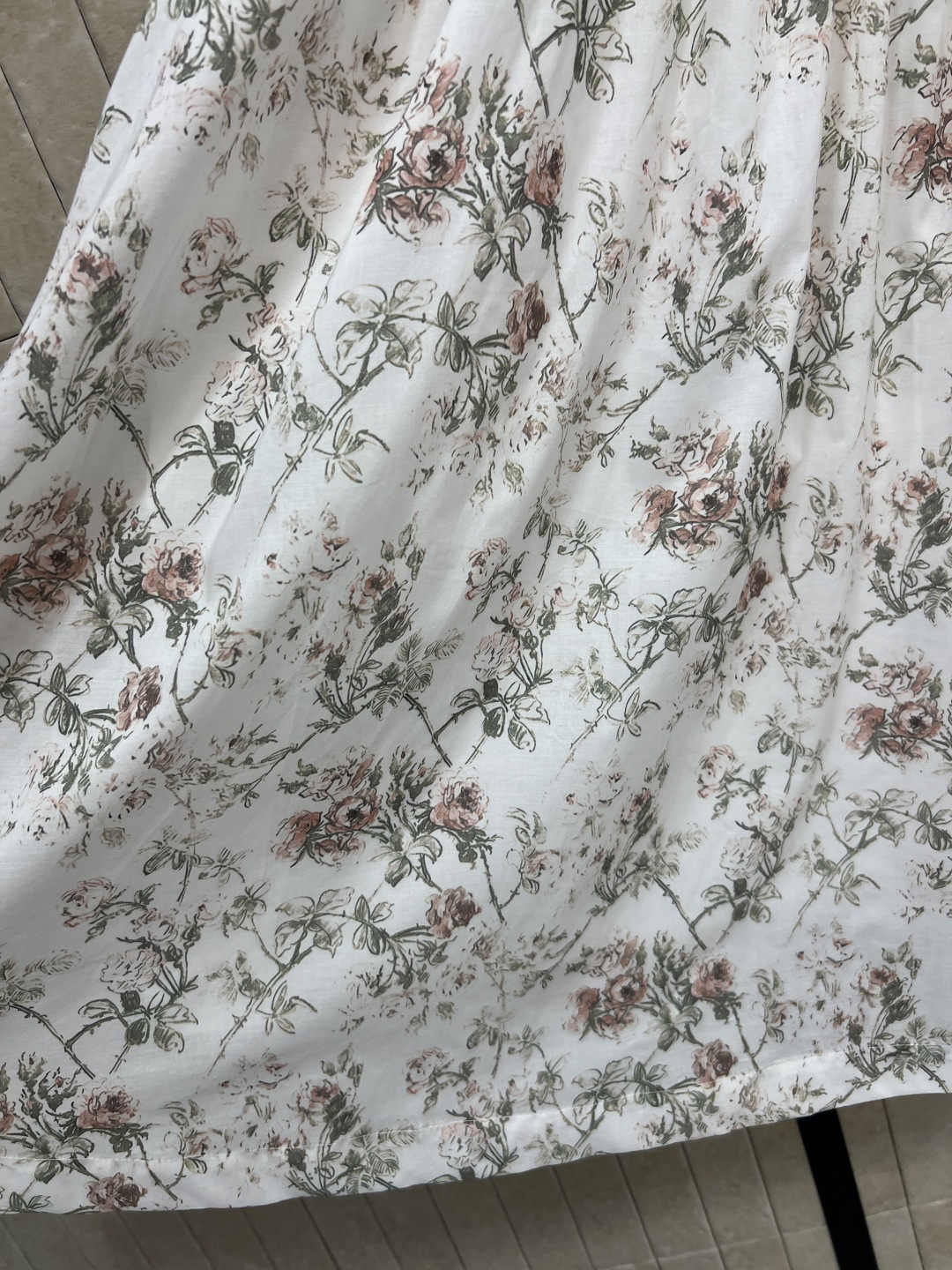 D家 26春夏新品 碎花印花高腰半身裙 经典花卉印花 浪漫优雅气质满分！A字长裙版型 适合多种身材日常通