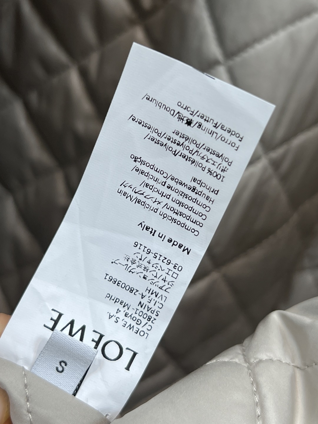 LW家 25秋冬新款 灯芯绒翻领菱格纹棉服 经典菱形绗缝+灯芯绒领口袖口 复古又时髦！夹棉设计防风保暖效