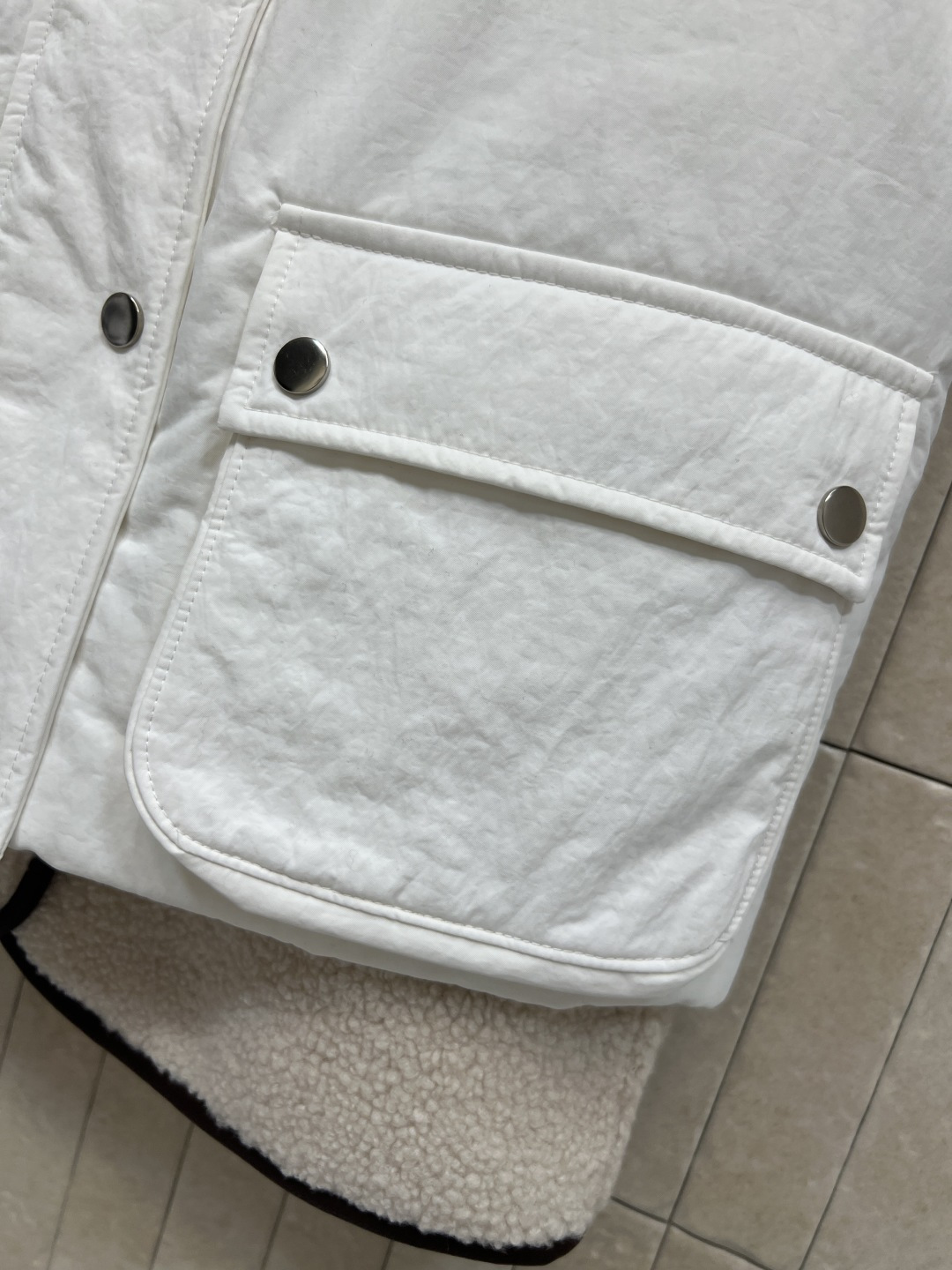 LW家 25秋冬新款 皮毛一体棉服马甲 可拆卸羊羔毛领棉马甲+双面穿皮毛马甲 一衣多穿超实用！外套正面按