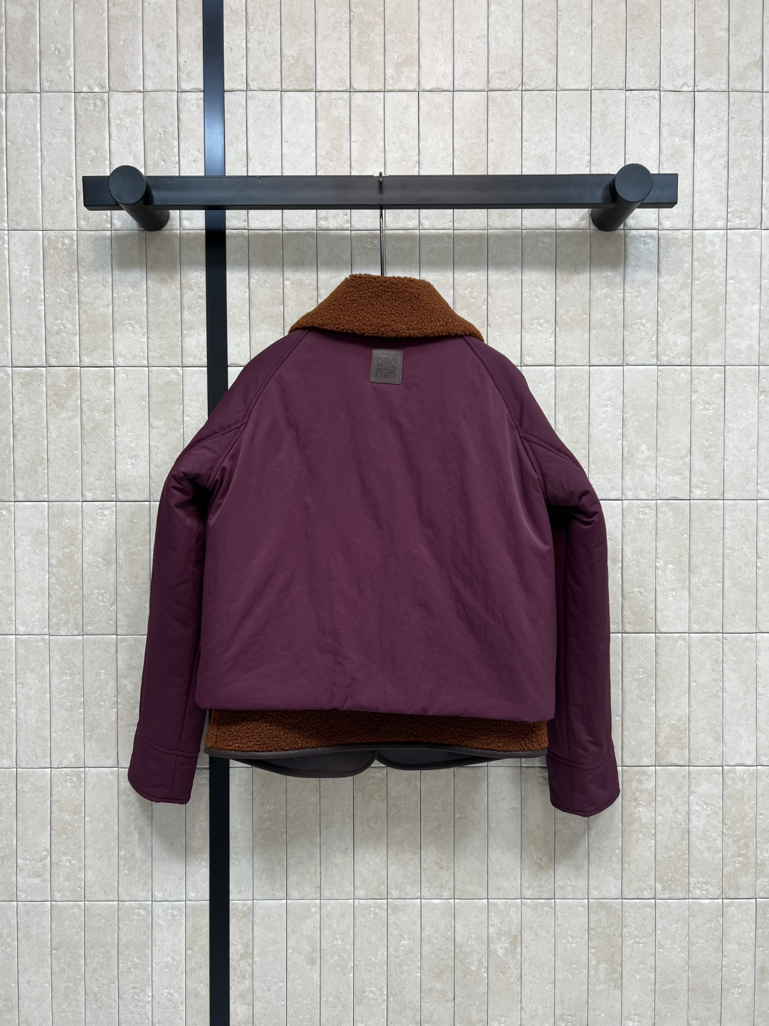 LW家 25秋冬新款 皮毛一体棉服 可拆卸羊羔毛领棉外套 +双面穿皮毛马甲 一衣多穿超实用！外套正面按扣