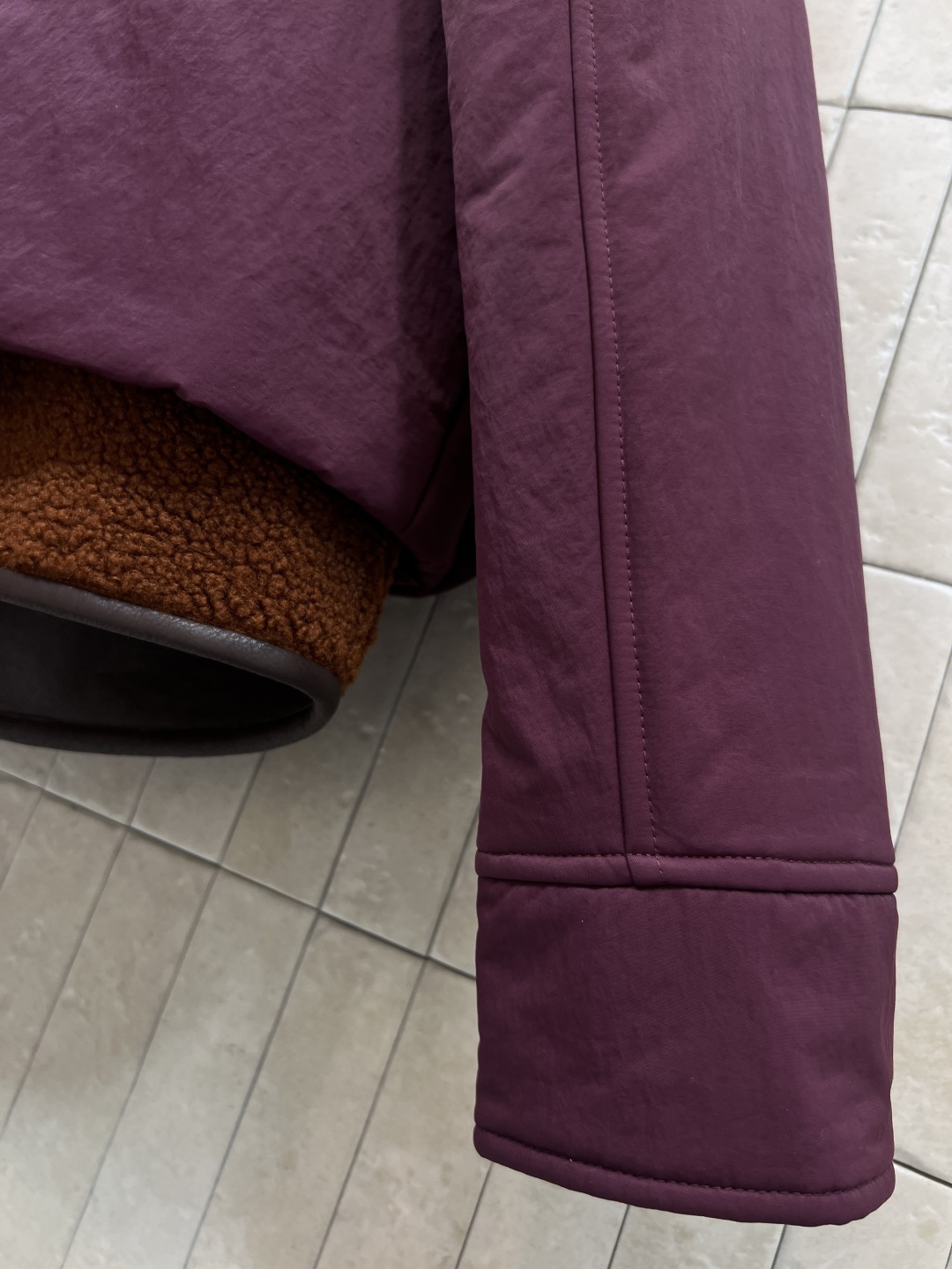 LW家 25秋冬新款 皮毛一体棉服 可拆卸羊羔毛领棉外套 +双面穿皮毛马甲 一衣多穿超实用！外套正面按扣