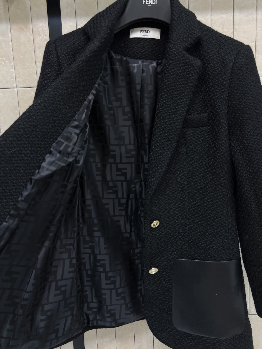 FD家 25秋冬新款 粗花呢编织西装外套 质感高级又透气 秋冬穿超合适！单排扣+翻领设计 简约大方 通勤