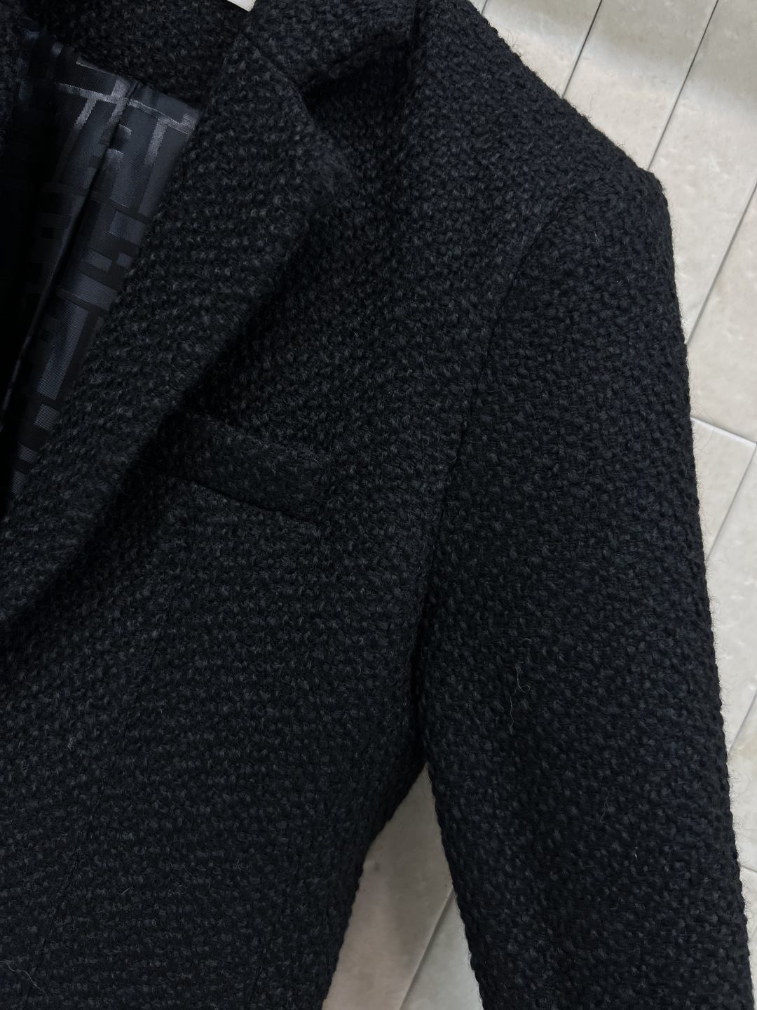 FD家 25秋冬新款 粗花呢编织西装外套 质感高级又透气 秋冬穿超合适！单排扣+翻领设计 简约大方 通勤