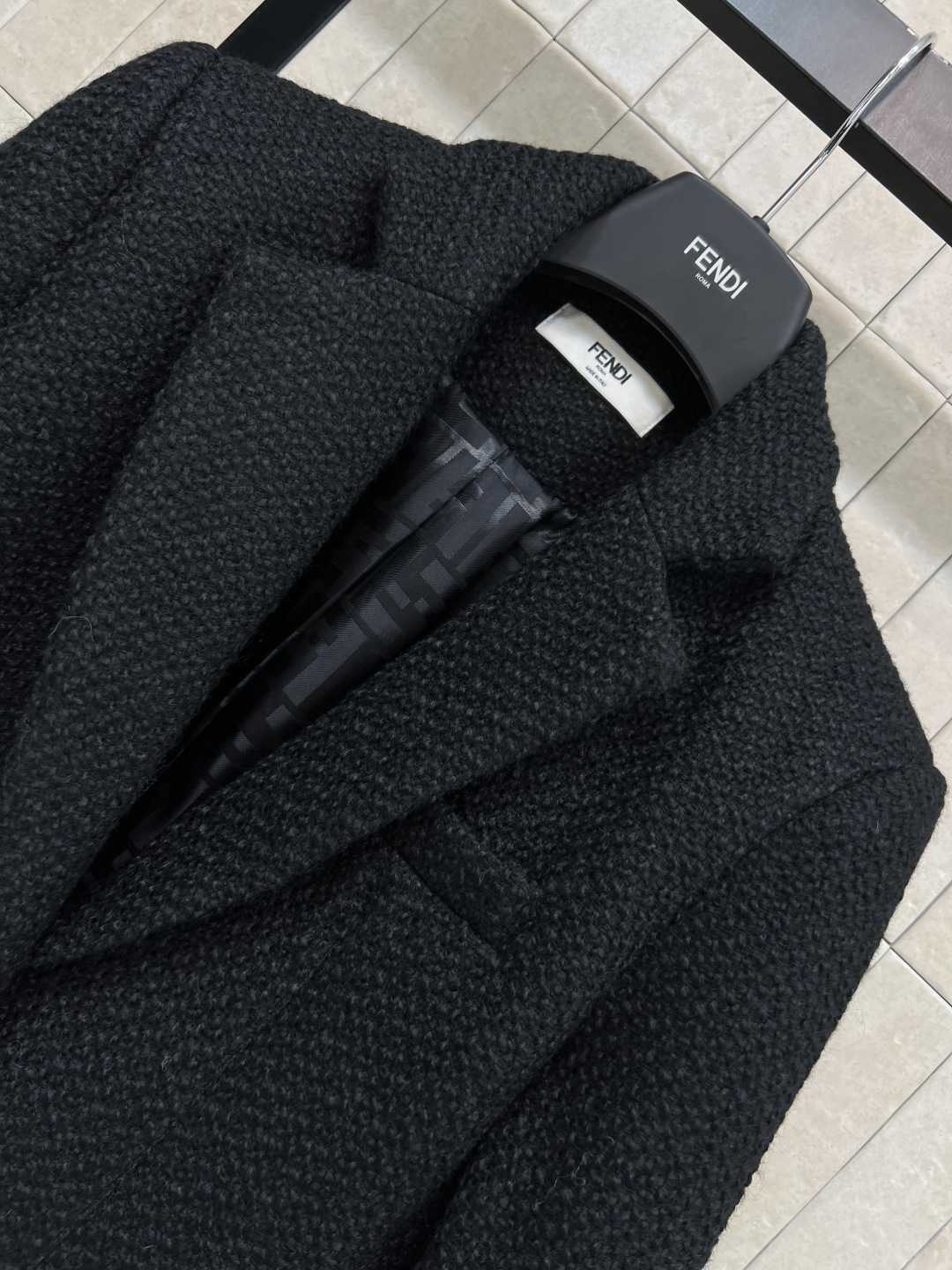 FD家 25秋冬新款 粗花呢编织西装外套 质感高级又透气 秋冬穿超合适！单排扣+翻领设计 简约大方 通勤