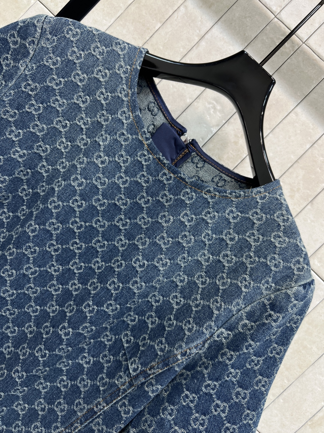 G家 26春夏新款 GG提花渐变牛仔连衣裙 满印双G老花做旧复古牛仔面料 复古又时髦！直筒剪裁+可拆卸腰