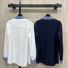 MIU家 26春夏新款 蓝白格子拼接衬衫 纯棉材质柔软舒适 主色+蓝色格子翻领和胸前口袋 简约又有设计感 MIU家 26春夏新款 蓝白格子拼接衬衫 纯棉材质柔软舒适 主色+蓝色格子翻领和胸前口袋 简约又有设计感