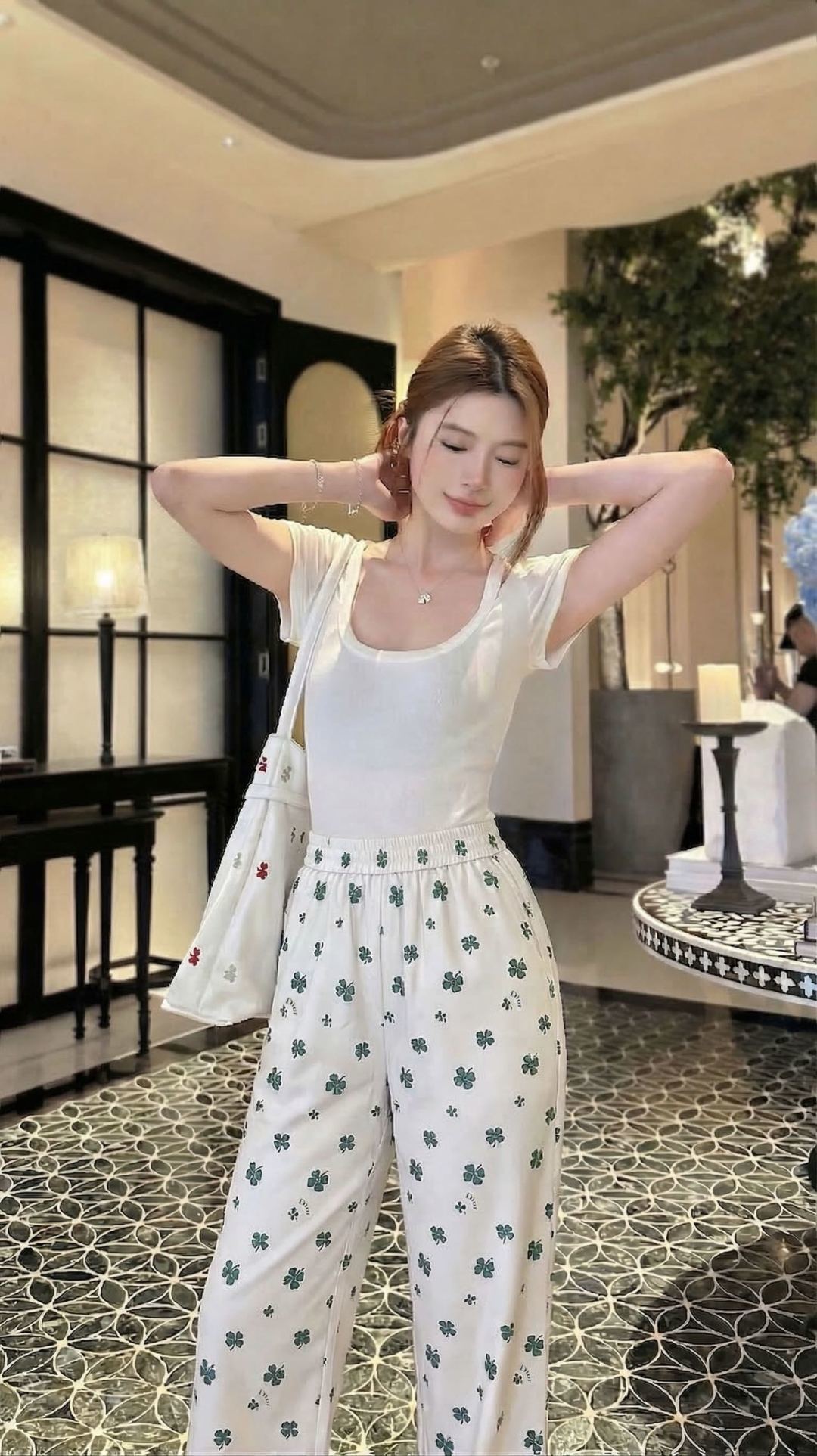 NO:761359,Upper body picture,,19860909上身图,,,Women's clothing