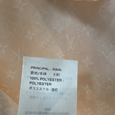 L家 26春夏新款 老花衬衫套装 连帽外套+束脚裤 面料光泽感满满 柔软又透气 穿着超舒适!衬衫是简约风 L家 26春夏新款 老花衬衫套装 连帽外套+束脚裤 面料光泽感满满 柔软又透气 穿着超舒适!衬衫是简约风