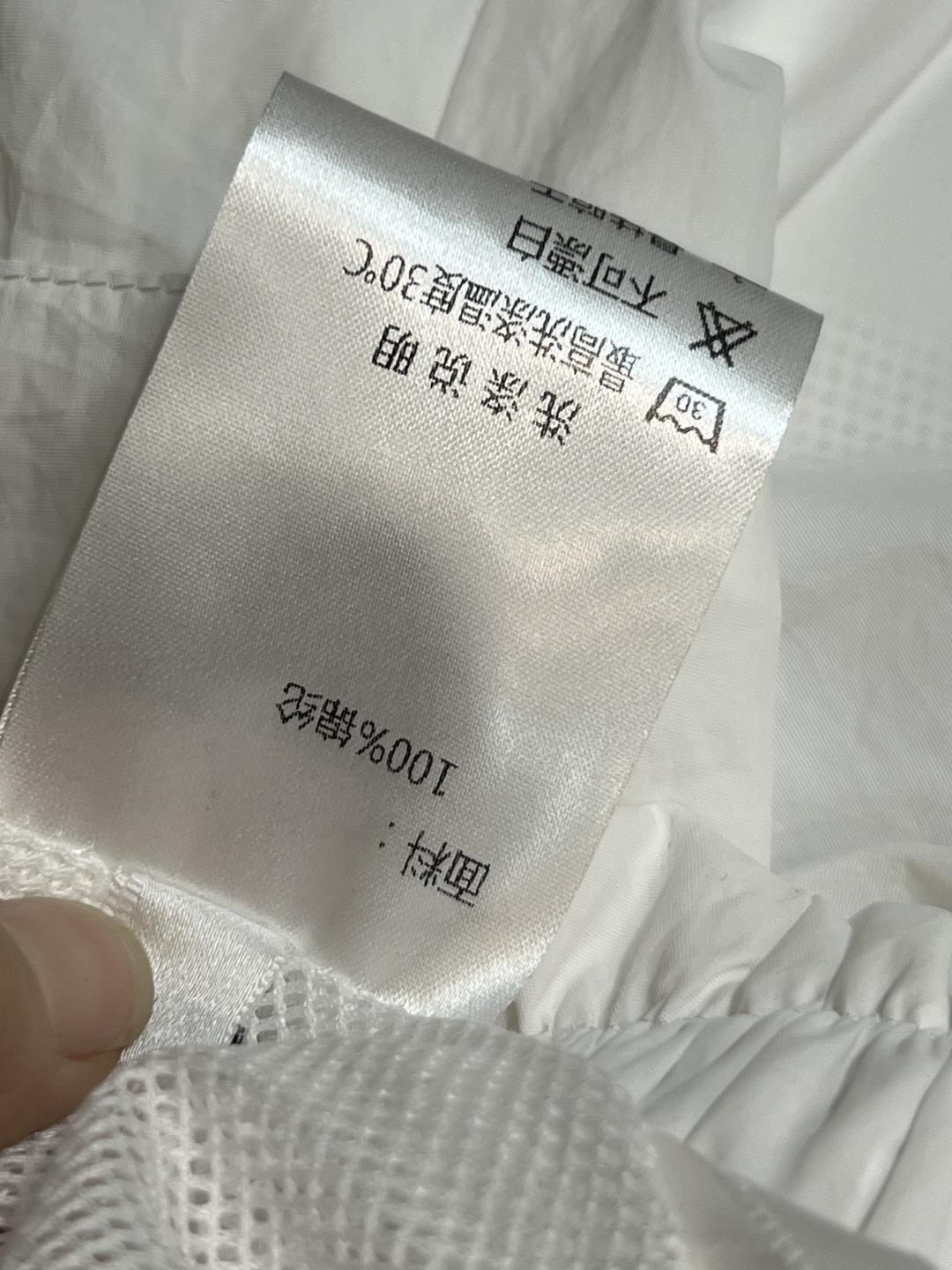 CE家 26春夏新款 多口袋工装裤 采用轻薄速干面料 透气又舒适 夏天穿超清爽 高腰宽松直筒设计 显瘦遮