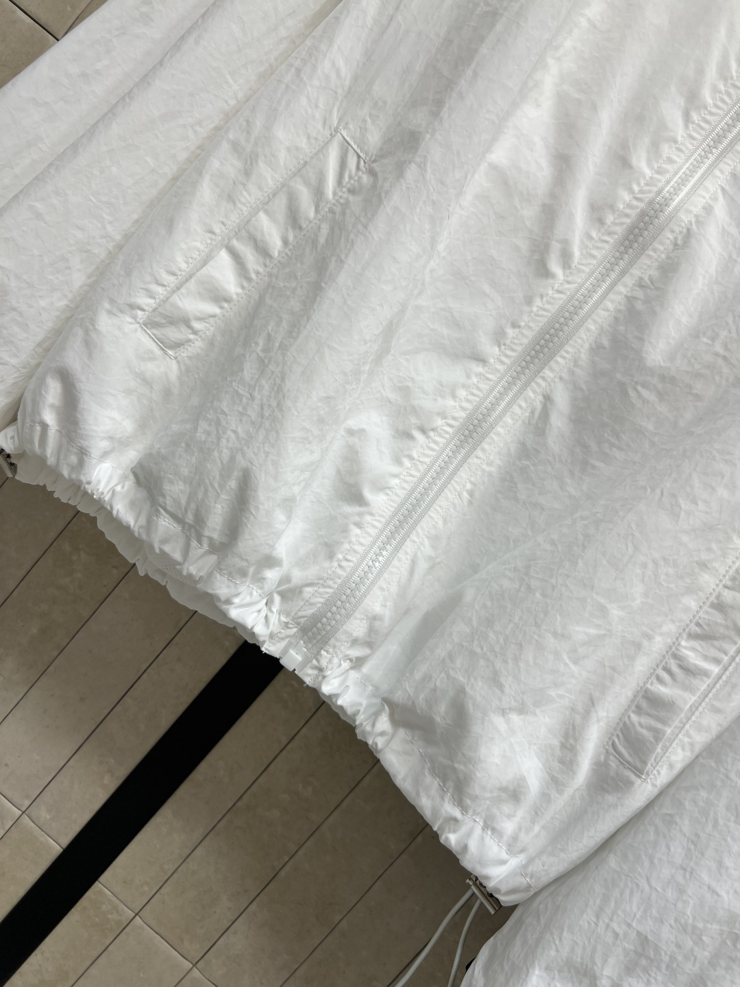 CE家 26春夏新款 立领防晒外套 采用透气尼龙面料 防风防晒 春夏穿超合适！立领+拉链设计 抽绳下摆和