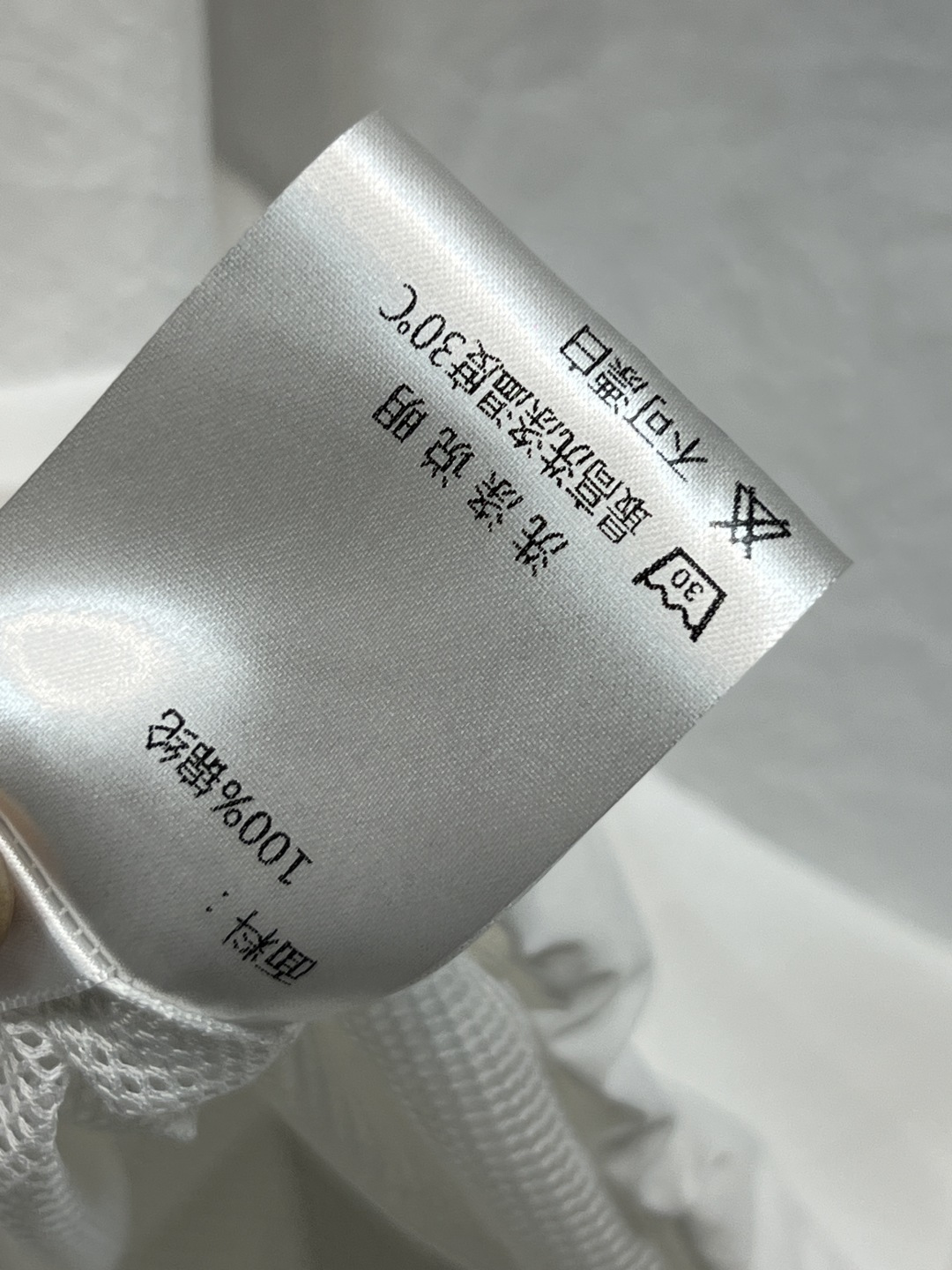 CE家 26春夏新款 连帽收腰马甲 外套 轻薄速干面料 防水防风又透气 无袖设计+连帽拉链 穿脱方便 下