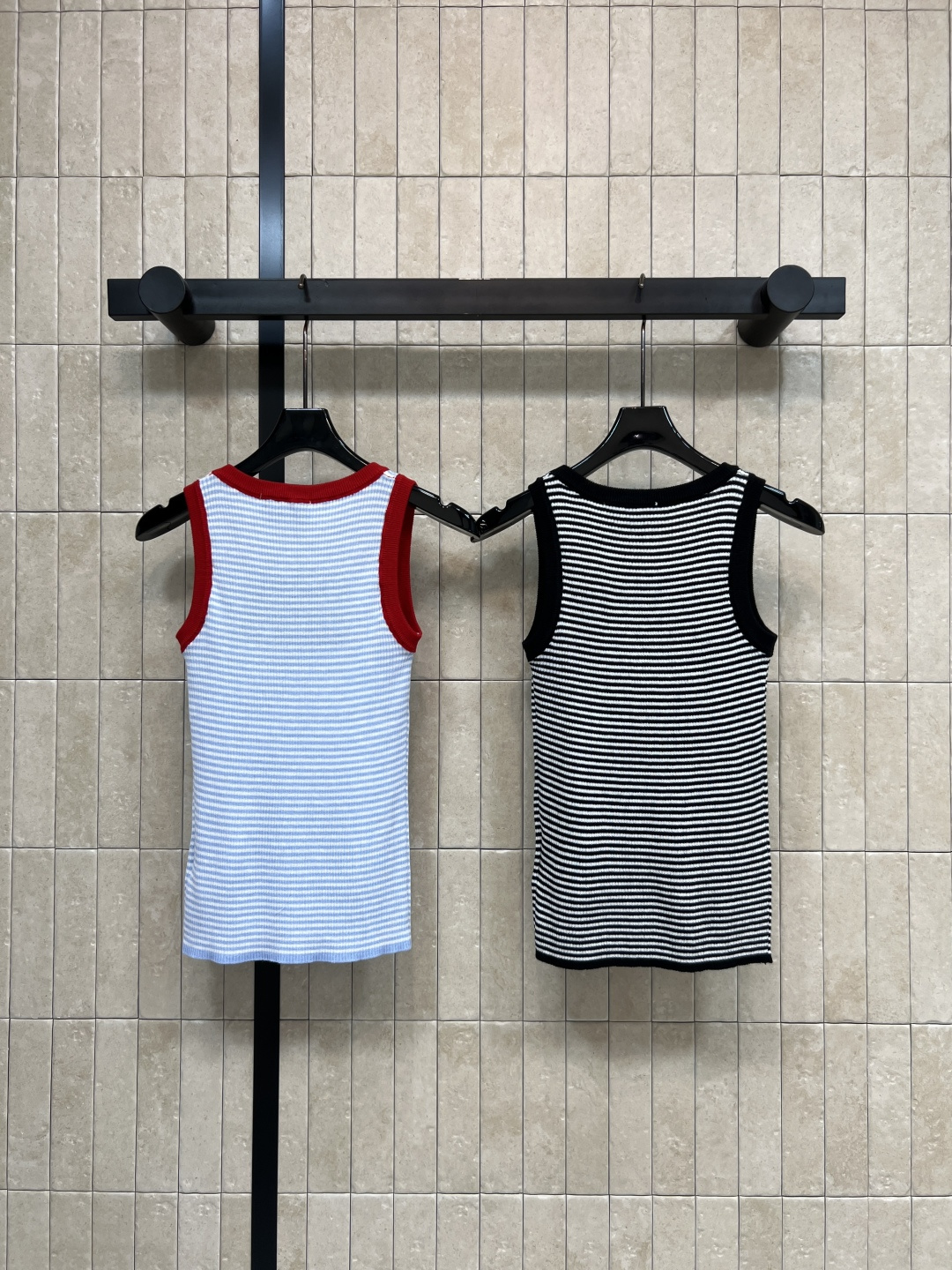 PD家 26春夏新款 撞色条纹背心 夏天穿超舒服！经典黑白条纹+宽肩带设计 修饰肩颈线条 遮副乳超友好汁