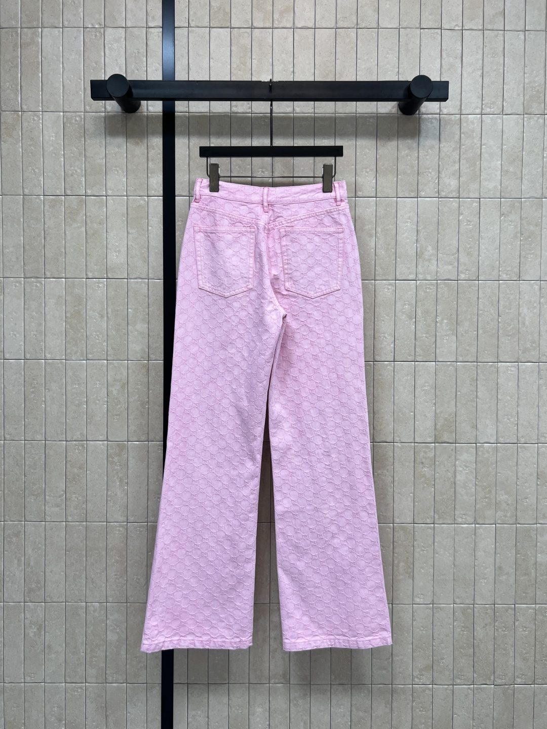 G家 26春夏新款 粉色GG提花阔腿牛仔裤 采用全棉GG面料 亲肤透气 日常穿着超舒适！定制logo五粒