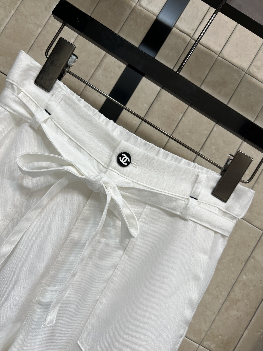 C家 26春夏新款 高腰阔腿裤 简约设计+多口袋 抽绳松紧腰 适合各种身材 直筒阔腿版型 修饰腿型 各种