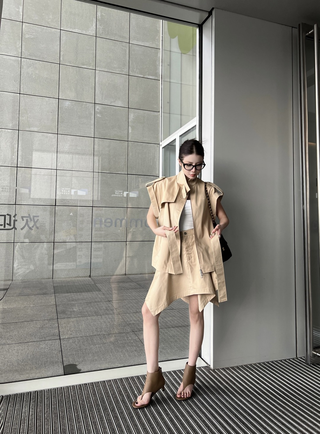 NO:798630,Tops and skirts upper body pictures,,skirts,19860909上衣半裙上身图,,skirts,,Women's clothing