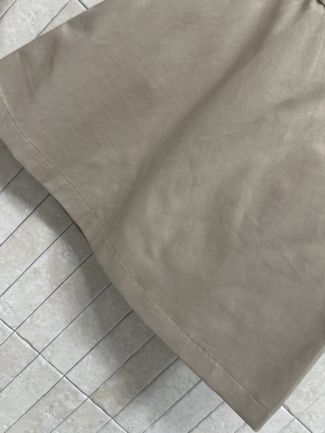 MIU家 26春夏新款 拼接马甲套装 轻薄面料+蓝色翻领 层次感满满 无袖宽松版型 拉链设计超方便 胸前