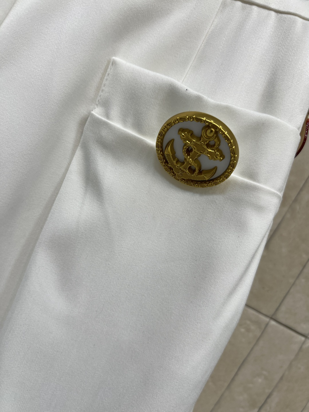 L家26春夏新款 航海度假系列 船锚五金 面料柔软又透气 高腰A字版型 显瘦又修饰腿型 轻松打造好身材 