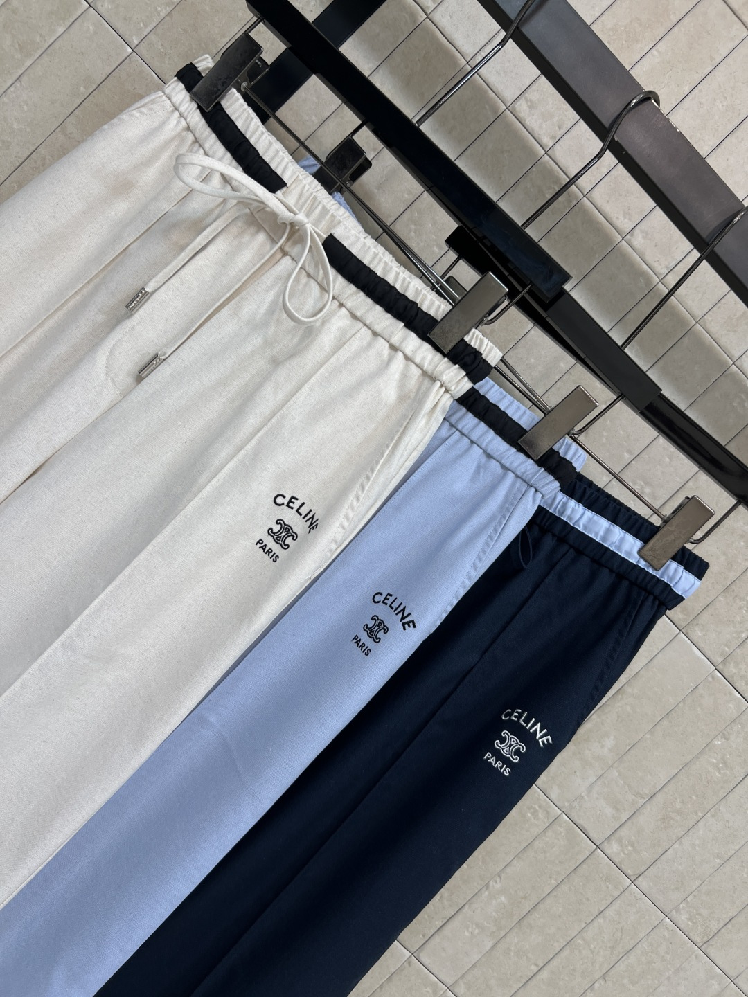 CE家 26夏季新款 抽绳撞色长裤 撞色条纹腰头+抽绳松紧设计 舒适不勒腰 简约小logo刺绣点缀 阔腿