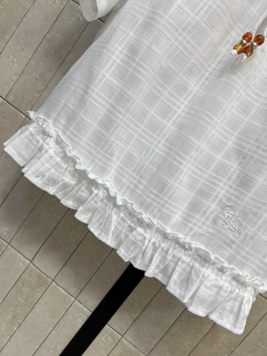 BUR家 26夏季新款 格纹系带套装 系带短上衣+抽绳短裙 棉质面料 轻盈透气 领口和裙腰的串珠系带细节