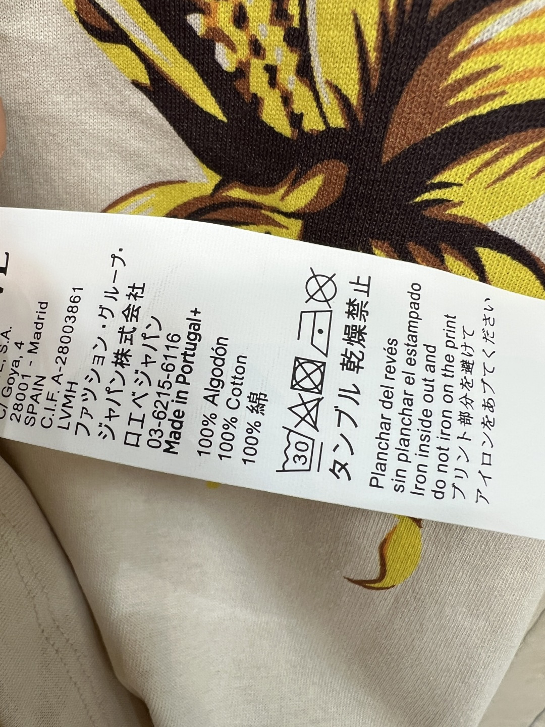 LW家 26夏季新款 印花圆领短袖T恤 采用高品质棉质面料 正面logo字样+玉米图案 夏日氛围感满满 