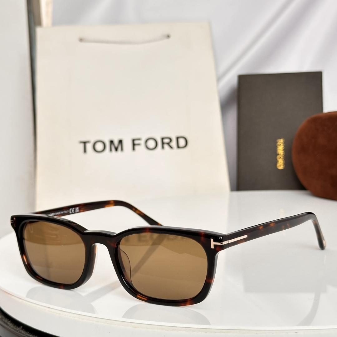 ‼️TOM FOR* 🐍🐍MODEL：TF1300💫💫💫SIZE：53口19-145💫💫💫
