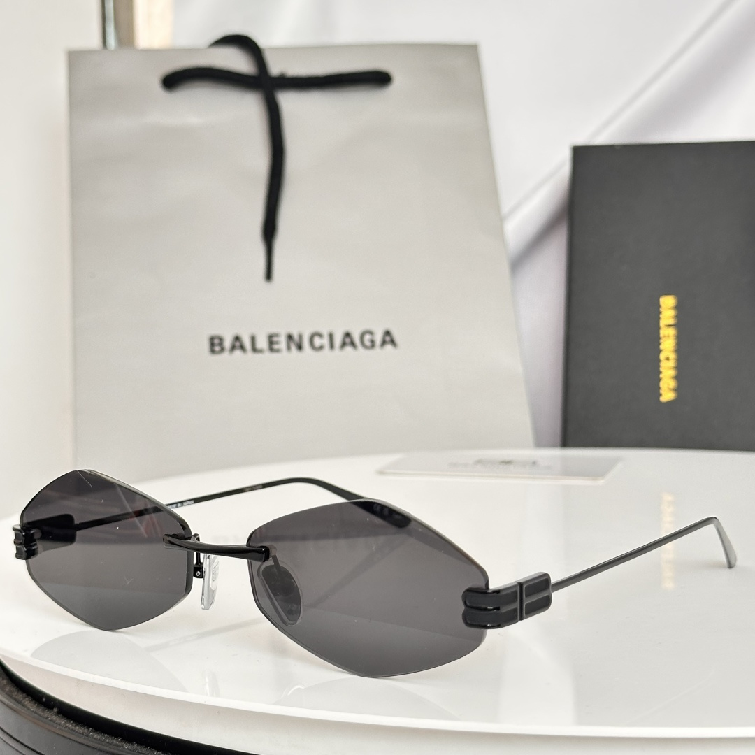 ‼️BALENCIAG*巴黎*世家⚜️⚜️⚜️MODEL：BB0811S⚜️⚜️⚜️SIZE：59口18