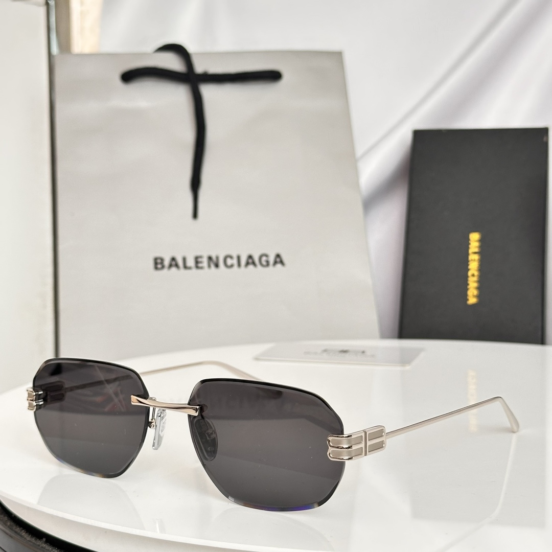 ‼️BALENCIAG*巴黎*世家⚜️⚜️⚜️MODEL：BB0813S⚜️⚜️⚜️SIZE：58口18
