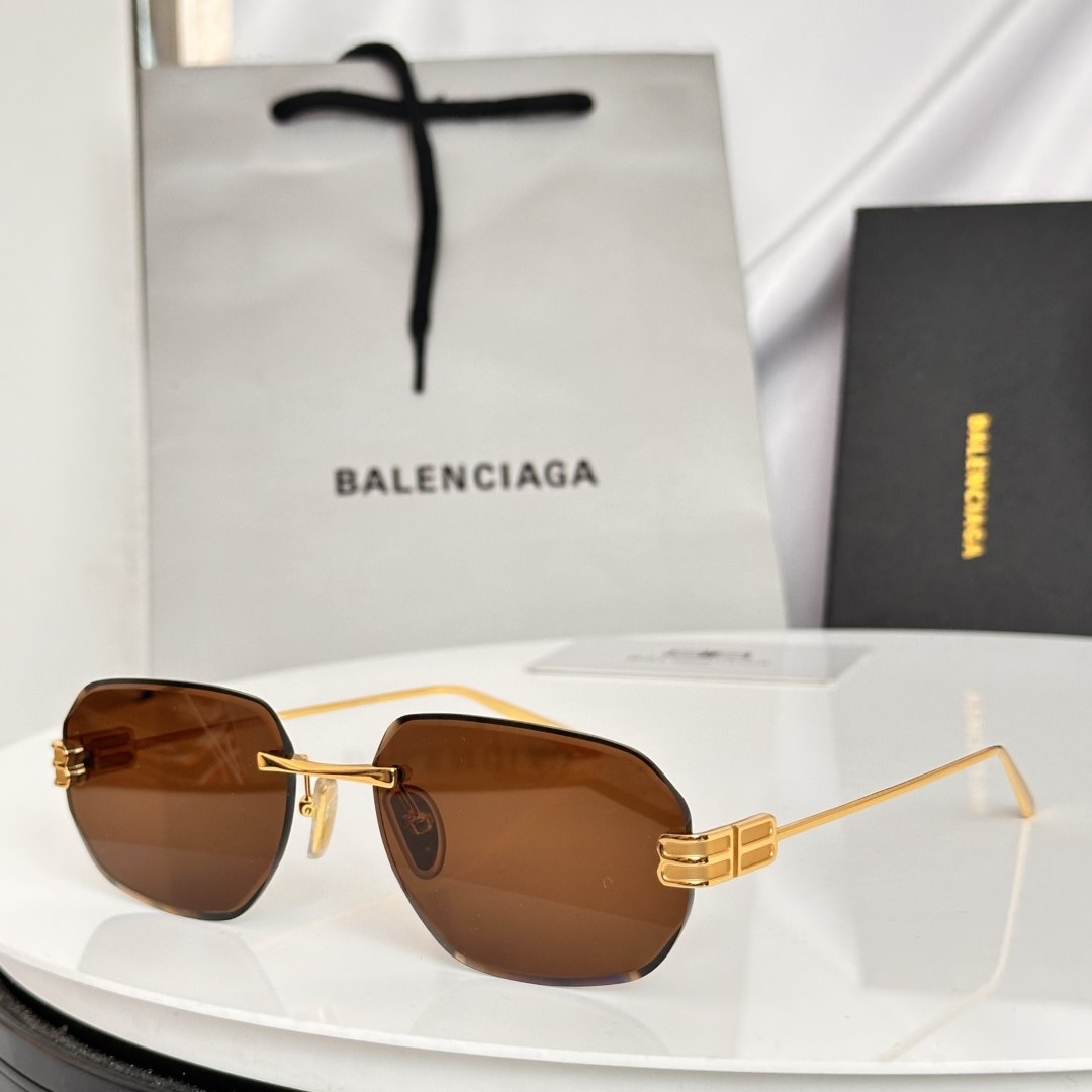 ‼️BALENCIAG*巴黎*世家⚜️⚜️⚜️MODEL：BB0813S⚜️⚜️⚜️SIZE：58口18