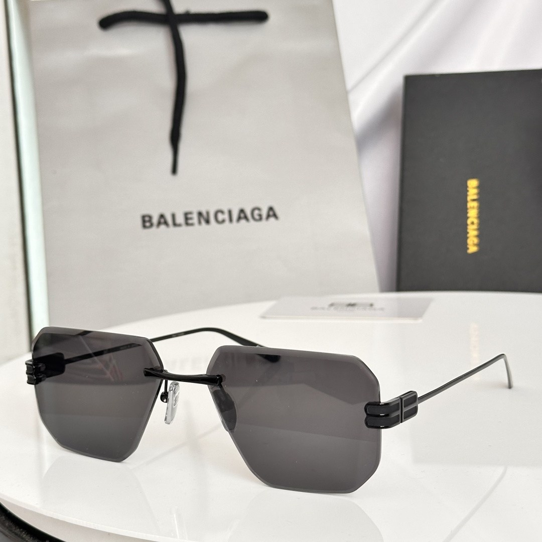 ‼️BALENCIAG*巴黎*世家⚜️⚜️⚜️MODEL：BB0810S⚜️⚜️⚜️SIZE：60口18