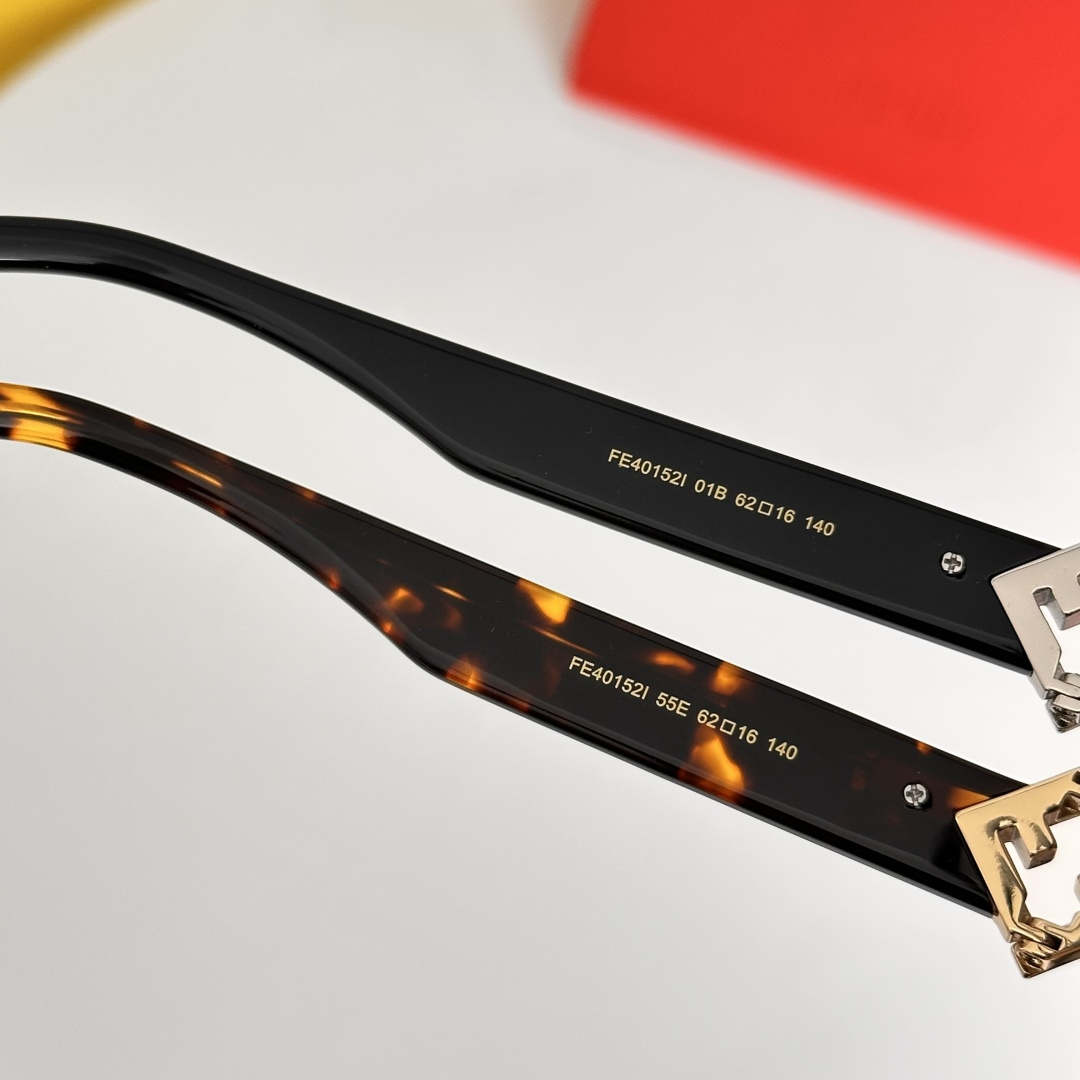 ‼️FENDI✨✨✨MODEL：FE40152I✨✨ SIZE：62口16-140✨✨✨
