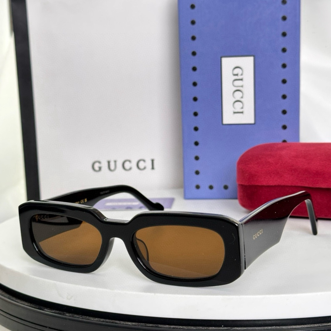 NO:896333,GUCC*’s hot-selling sunglasses are here!  Made of imported plate materials [Cool] [Cool] high quality GG logo temples simple and stylish [strong] model GG1426S, size 52-20-, cool, fashionable and versatile, quick-set [rose] [rose] glasses, sunglasses, sunglasses, glasses, gucci19860909GUCC*古奇 爆款太阳镜到货！进口版材制作而成[酷][酷]高品质 GG标志镜腿简约大气潮品[强]型号GG1426S,尺寸52-20-,炫酷时尚百搭 速定[玫瑰][玫瑰]眼镜墨镜太阳镜,眼镜,gucci,glasses