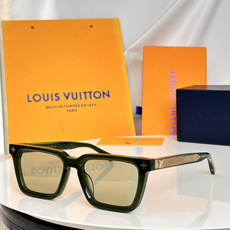 ‼️LOUIS VITTO*LV Aura Square太陽眼鏡是路易威登彰顯精湛工藝及標誌性格調的傑作 ‼️LOUIS VITTO*LV Aura Square太陽眼鏡是路易威登彰顯精湛工藝及標誌性格調的傑作