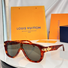 ‼️LOUIS VITTO*LV Aura Square太陽眼鏡是路易威登彰顯精湛工藝及標誌性logo ‼️LOUIS VITTO*LV Aura Square太陽眼鏡是路易威登彰顯精湛工藝及標誌性logo