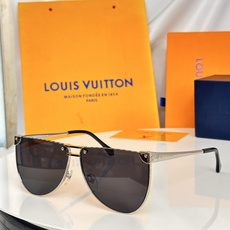 ‼️💯LOUIS VUITTO*LV HERITAGE METAL LOW SQUARE太阳镜系列~复古 ‼️💯LOUIS VUITTO*LV HERITAGE METAL LOW SQUARE太阳镜系列~复古