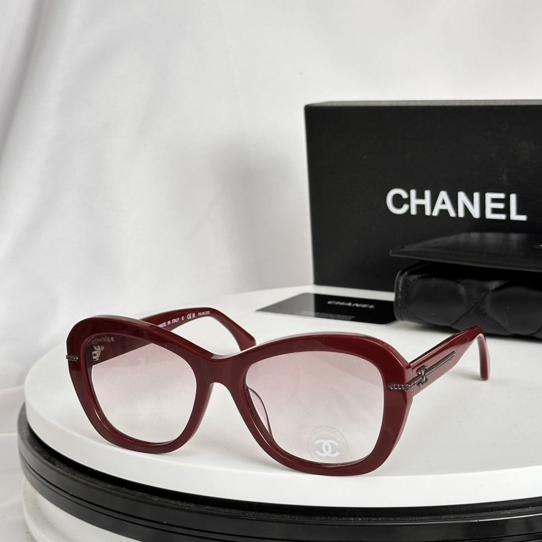 CHANEL Oversized Square Sunglasses
