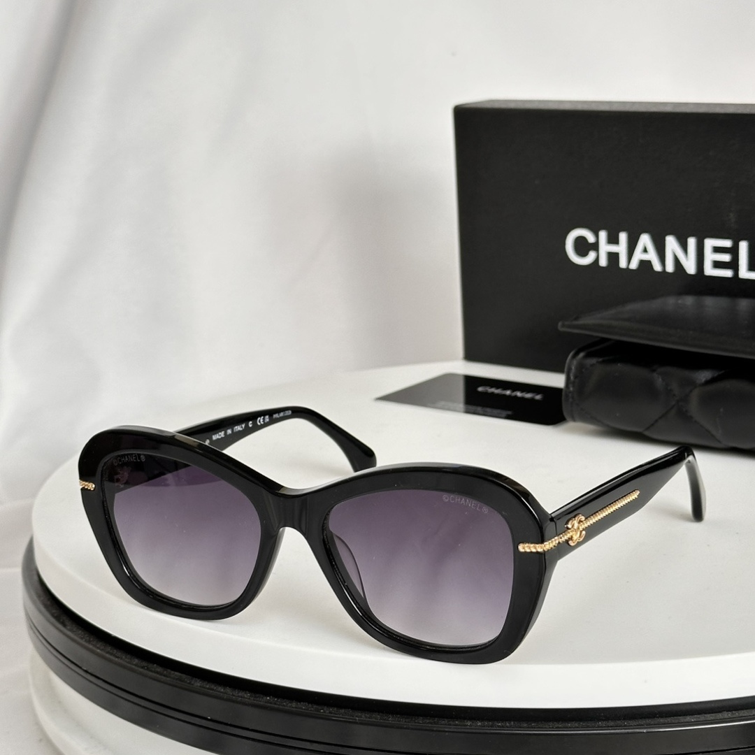 CHANEL Oversized Square Sunglasses