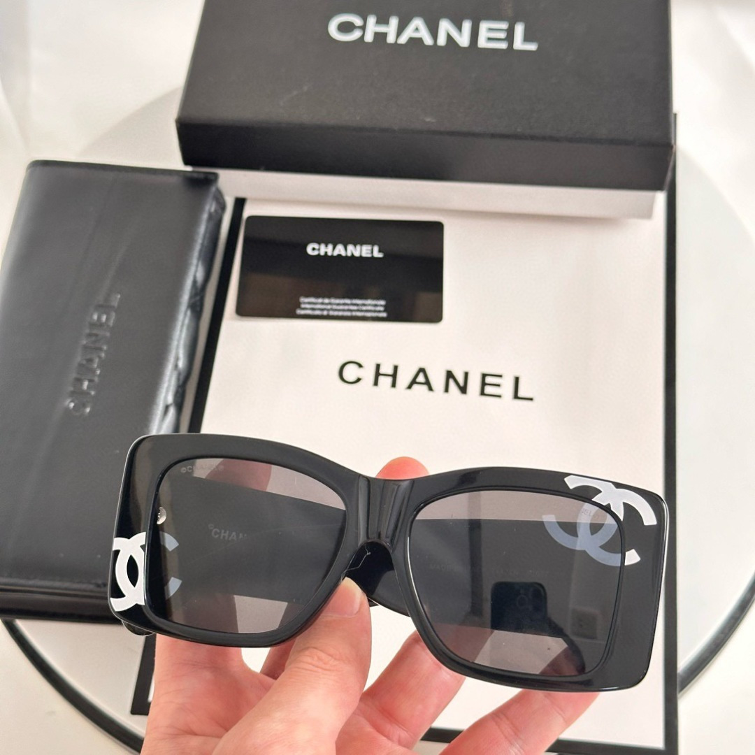 Chanel 71472 Sunglasses Black Acetate Narrow Frame
