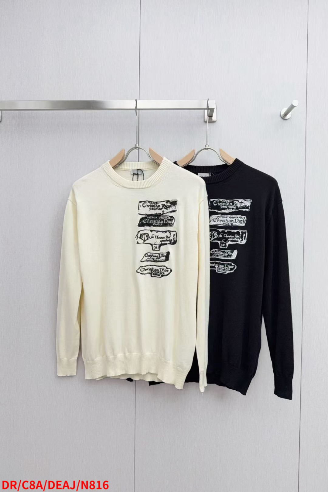 Dior CD Archive Embroidered Sweaters: Luxurious Wool-Cotton Blend, Intricate Embroidery, Timeless Elegance - 图片 9