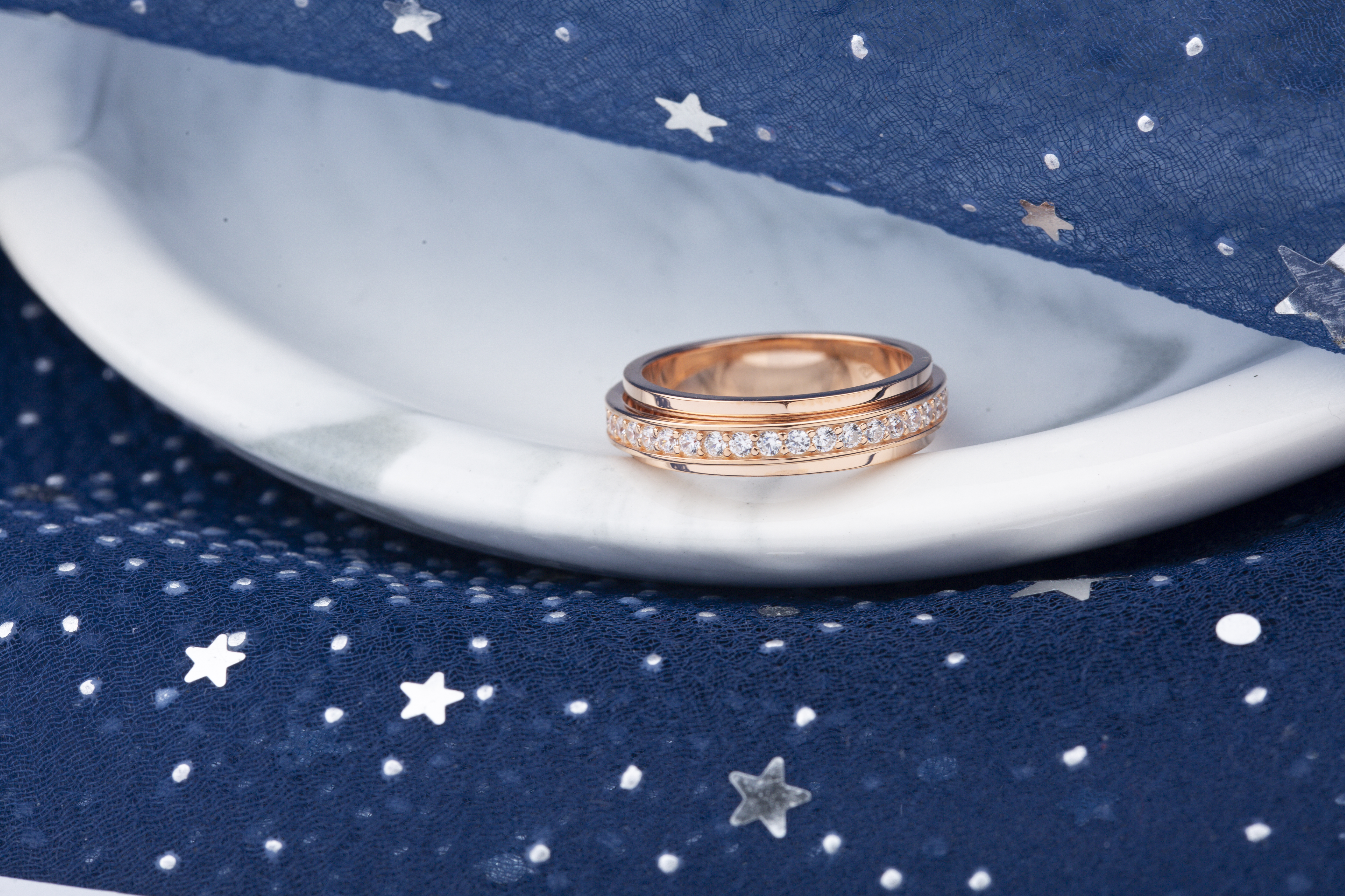 高版本伯爵运转戒子   满钻💰270 七钻💰260 单钻💰260     （6-7-8码）