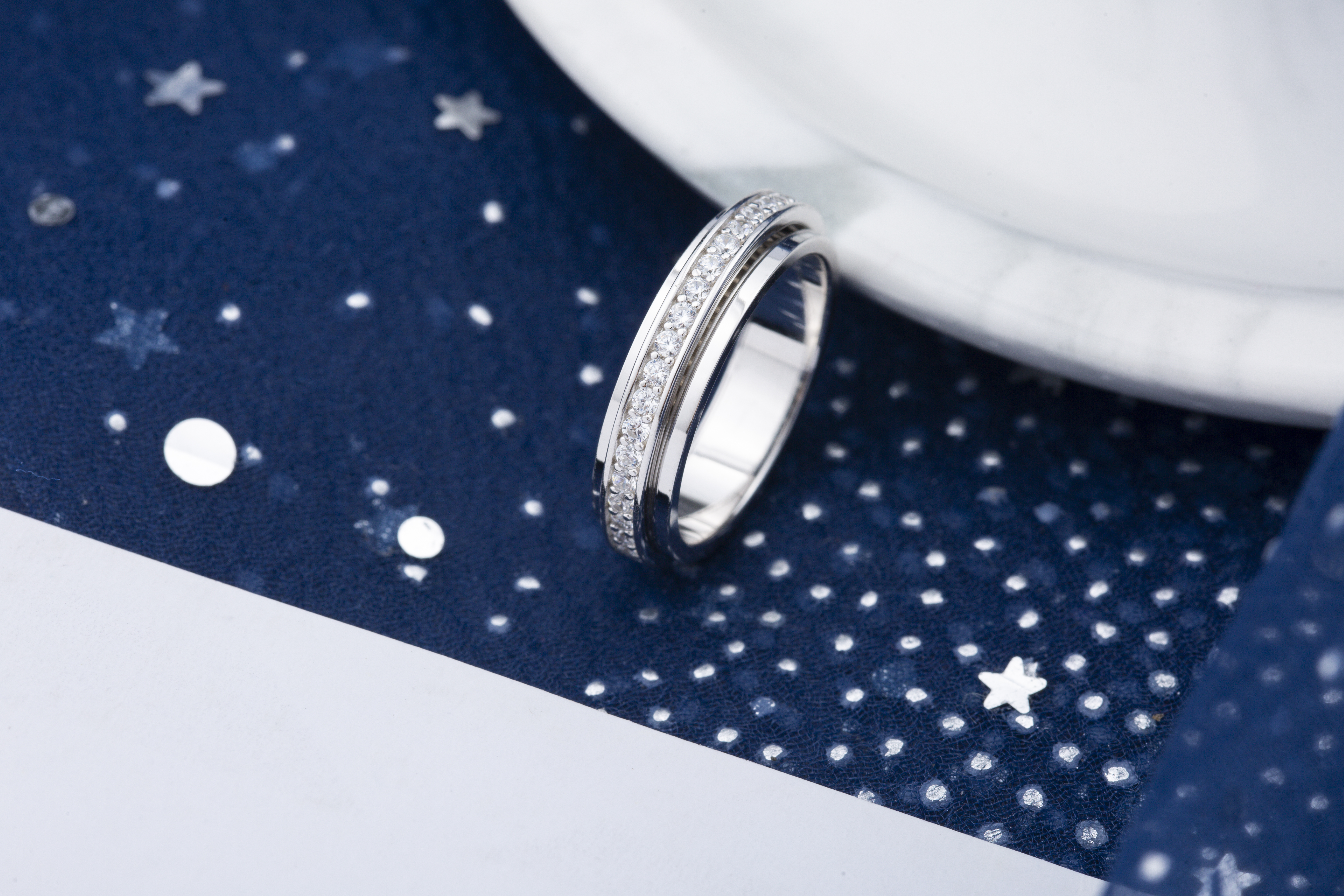 高版本伯爵运转戒子   满钻💰270 七钻💰260 单钻💰260     （6-7-8码）