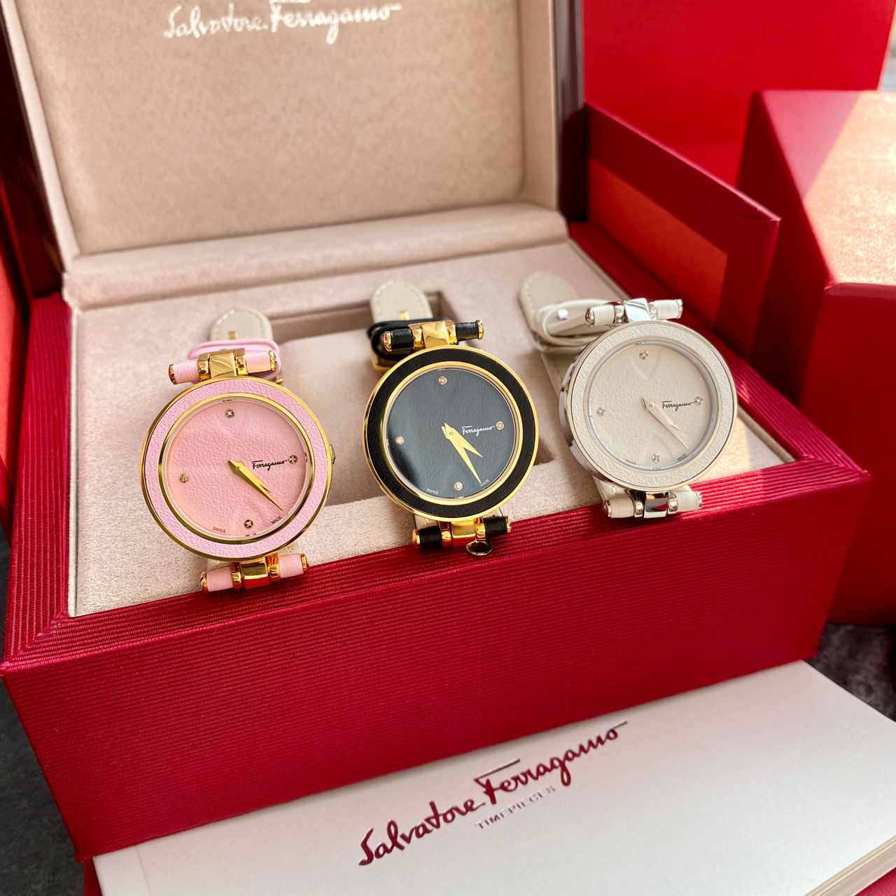 Luxury Firagm Watch: Glamorous Design with Imported Leather and Real Drills - 图片 2