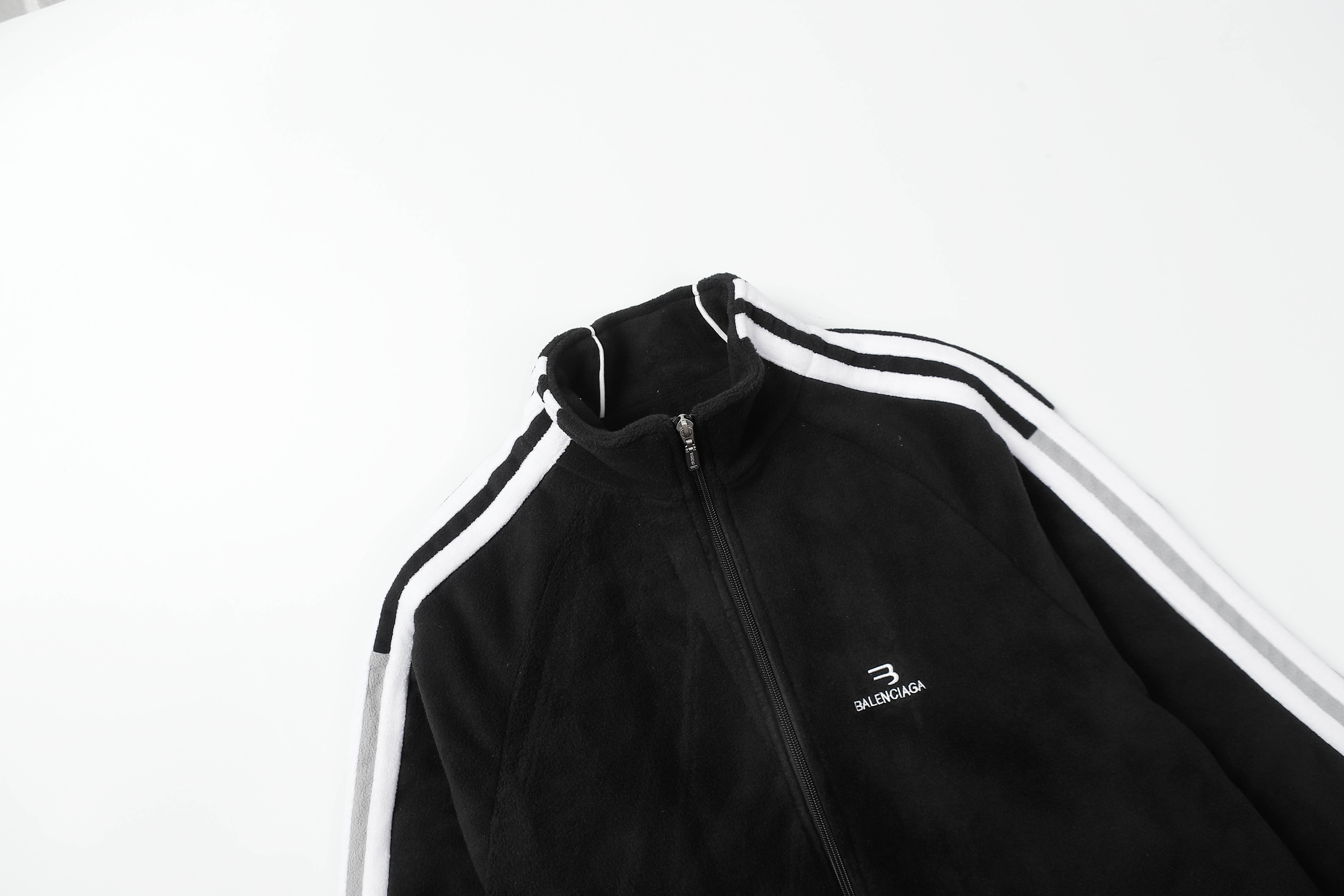 巴黎世家balenciaga高领抓绒Sporty B 宽松剪
