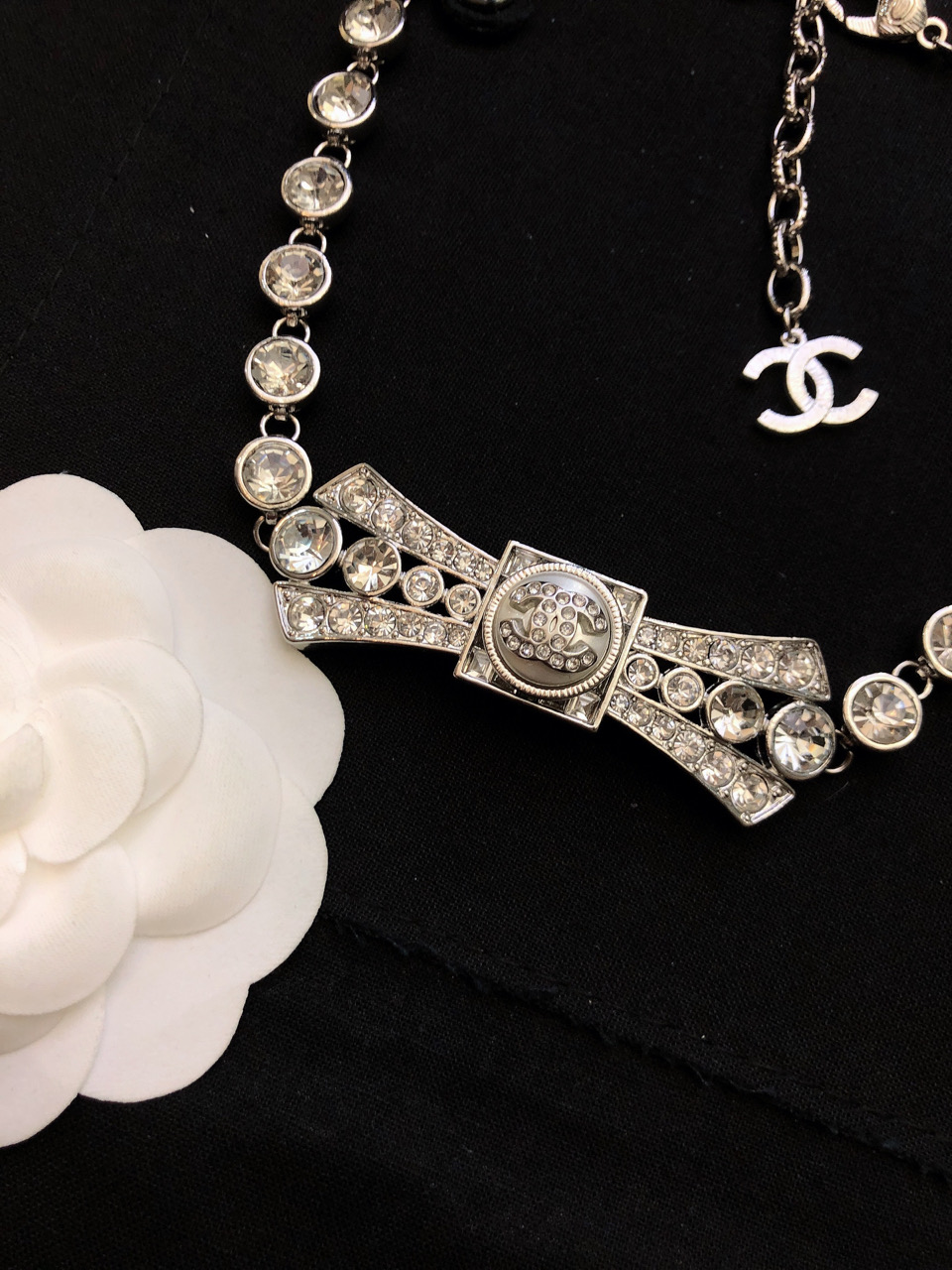 Chanel CHANEL 香奈儿项链，火热 来袭 女性当中绝对无所不知 与岁月 同步 独家高端品质 超好卖超抢手