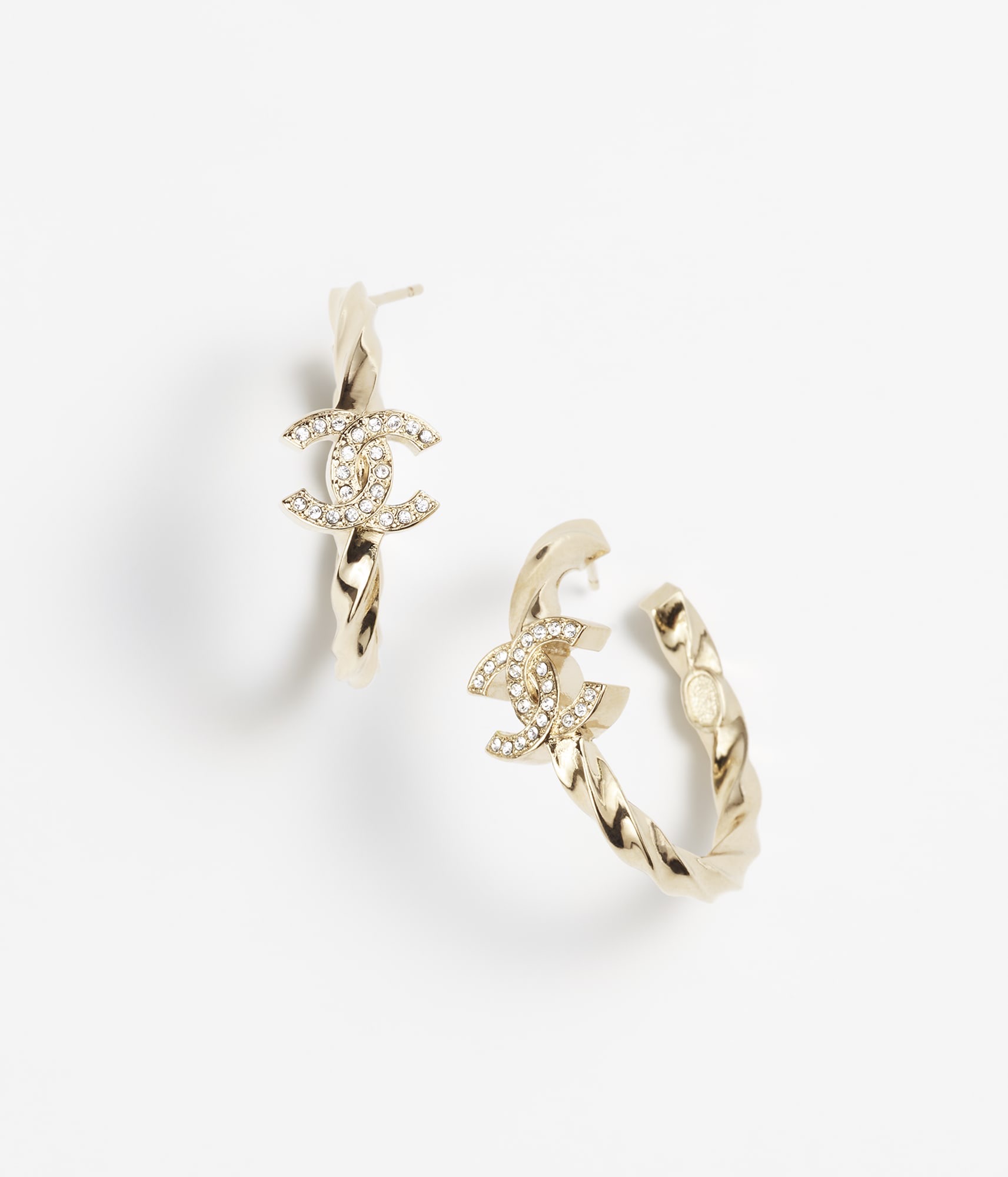 Серьги гвоздики