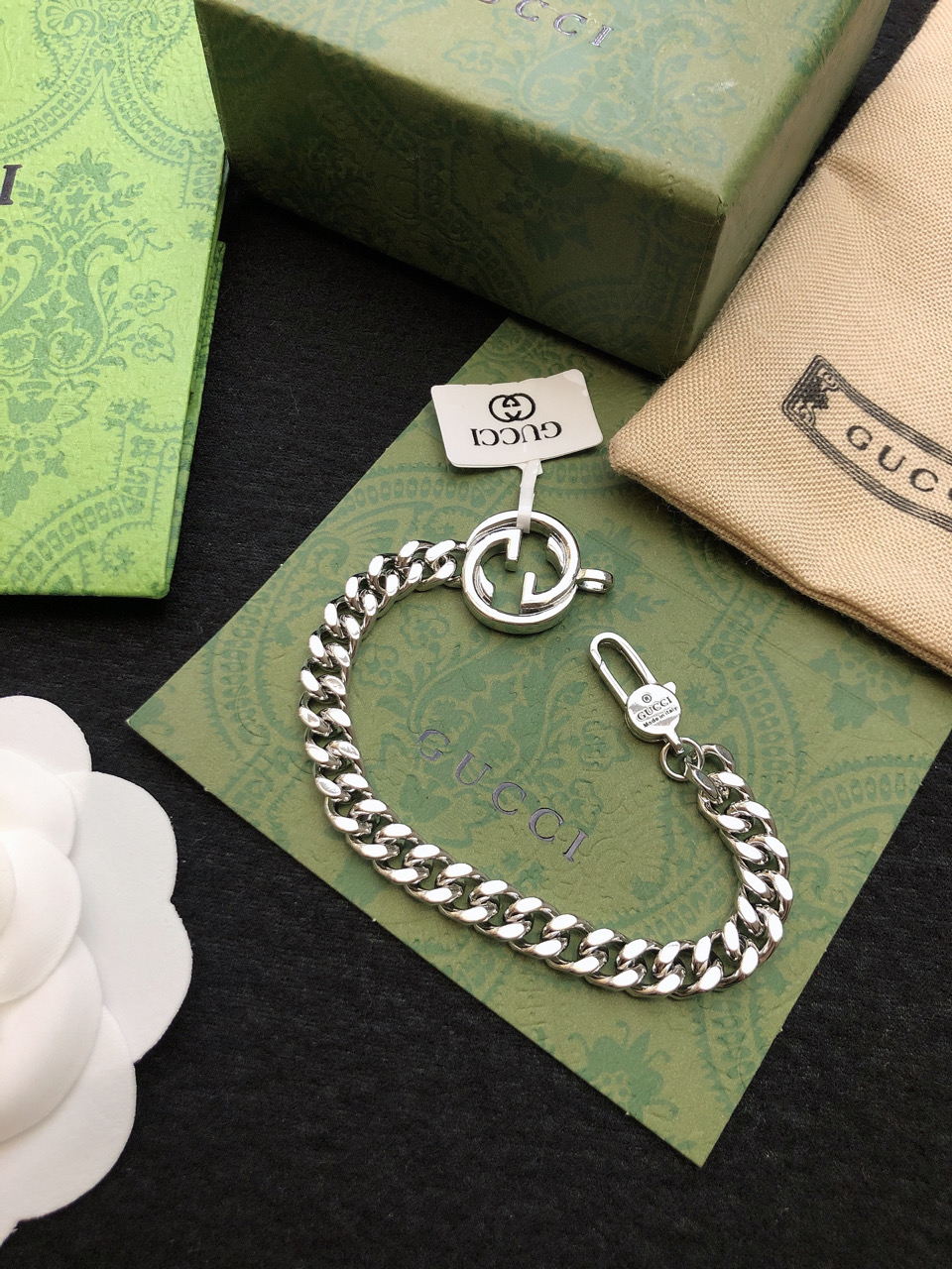 Gucci古驰手链 2023最新奢华版 男女兼用の高品質デザイン