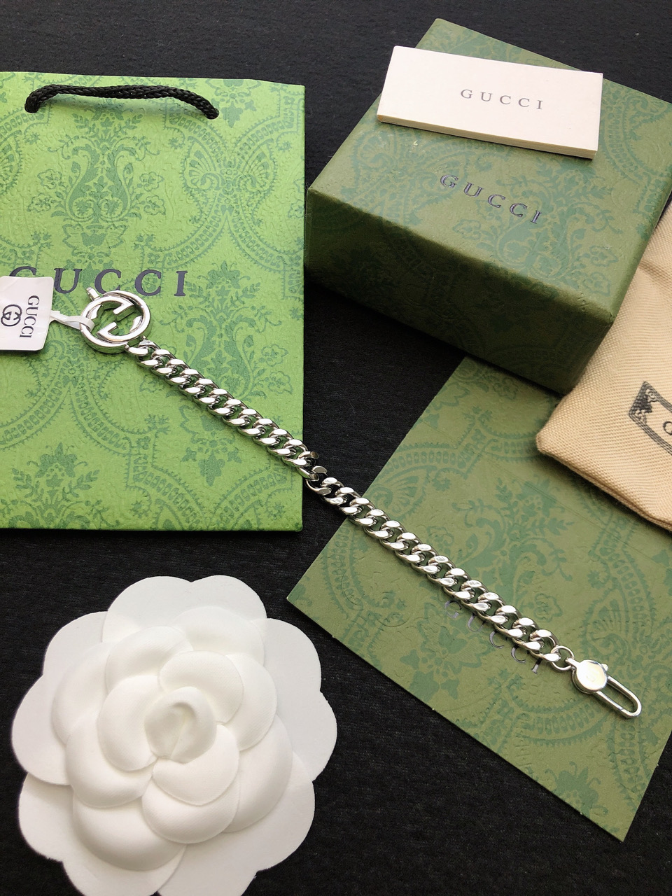 Gucci古驰手链 2023最新奢华版 男女兼用の高品質デザイン