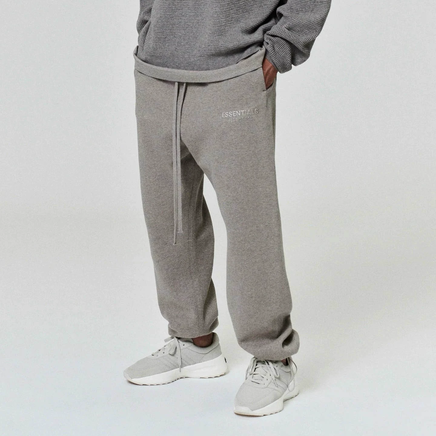 Fear of God Essentials Fleece Lounge Pants - Comfortable & Stylish 6 A2017122801002613348508091705744986112